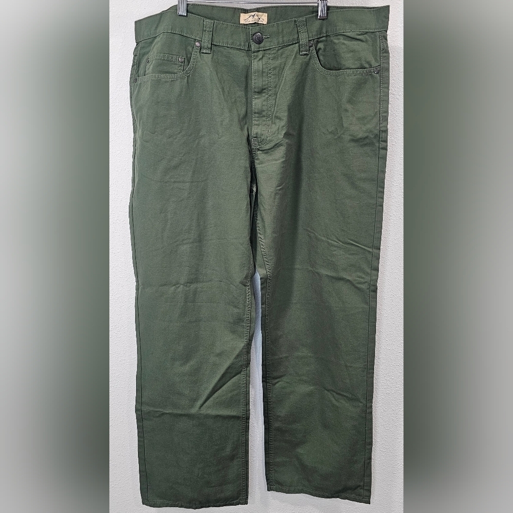 Blue Mountain Men's Canvas Relaxed Fit 5 Pocket Pants Men 40 X 32 NWT Green